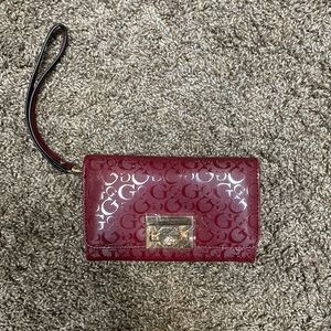 Guess Wristlet Wallet